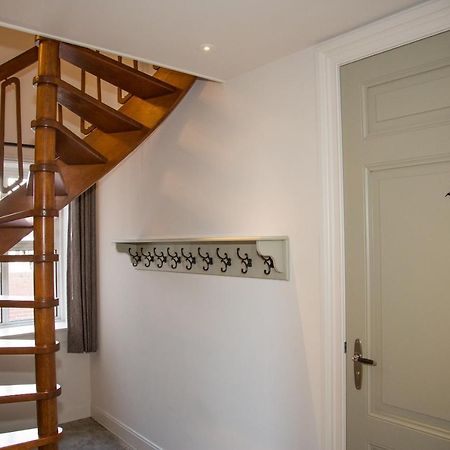 B&B Groepsaccommodatie De Pastorie Lage Mierde Luaran gambar