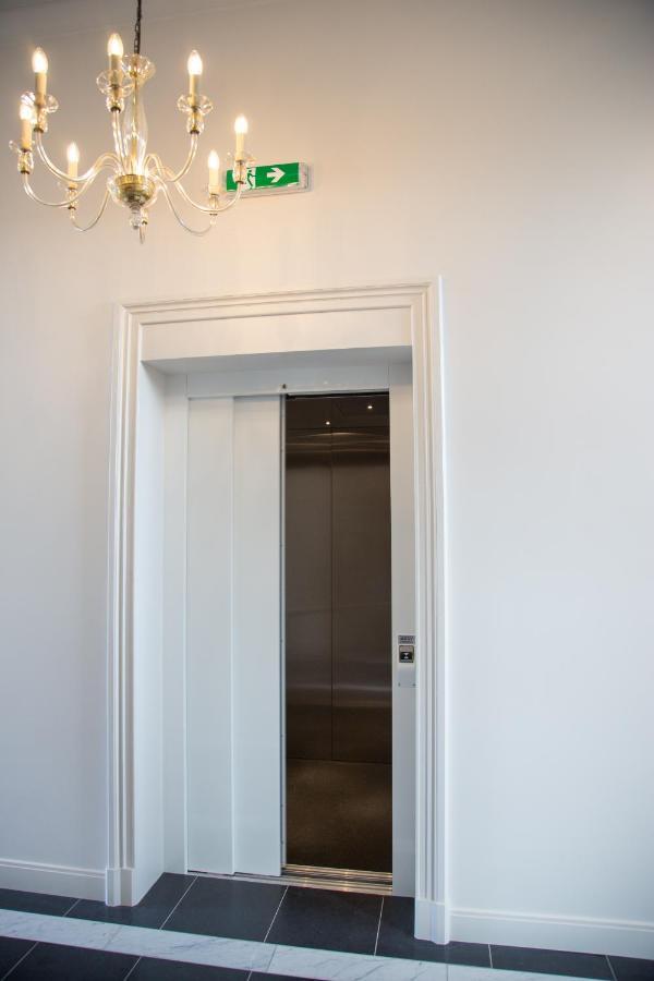 B&B Groepsaccommodatie De Pastorie Lage Mierde Luaran gambar
