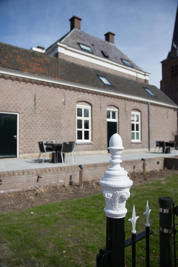 B&B Groepsaccommodatie De Pastorie Lage Mierde Luaran gambar