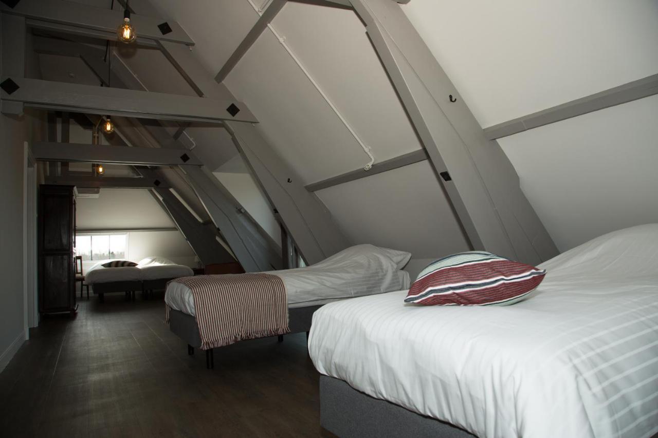 B&B Groepsaccommodatie De Pastorie Lage Mierde Luaran gambar