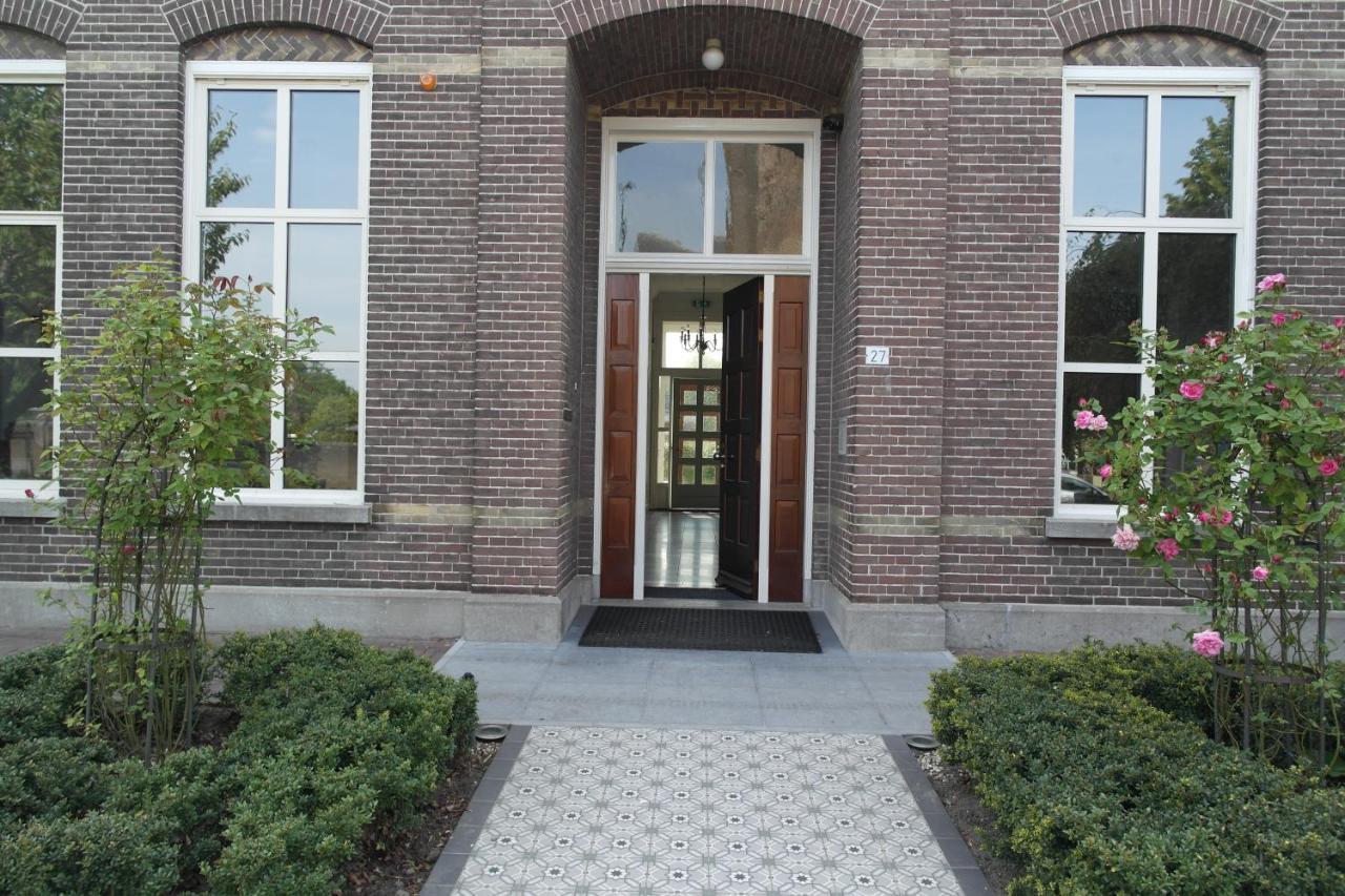 B&B Groepsaccommodatie De Pastorie Lage Mierde Luaran gambar
