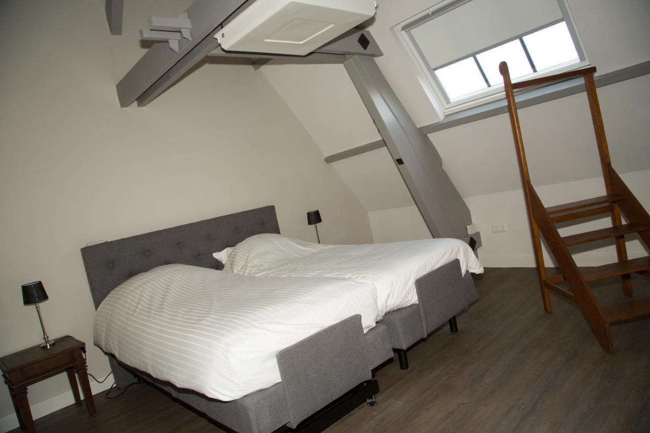 B&B Groepsaccommodatie De Pastorie Lage Mierde Luaran gambar